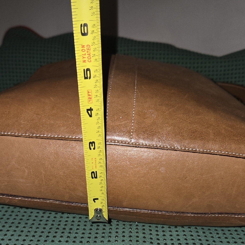 Coach Tan Leather Shoulder Bag - Picture 10 of 16